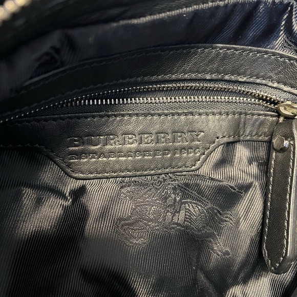 Burberry bag - Picture 6 of 14